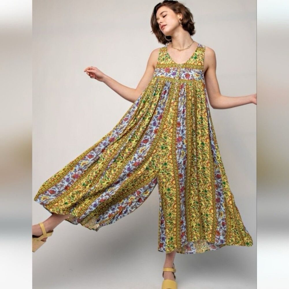 Easel Yellow Multi Floral Gaucho Wide Leg Romper Jumpsuit Boho Hippie Womens M